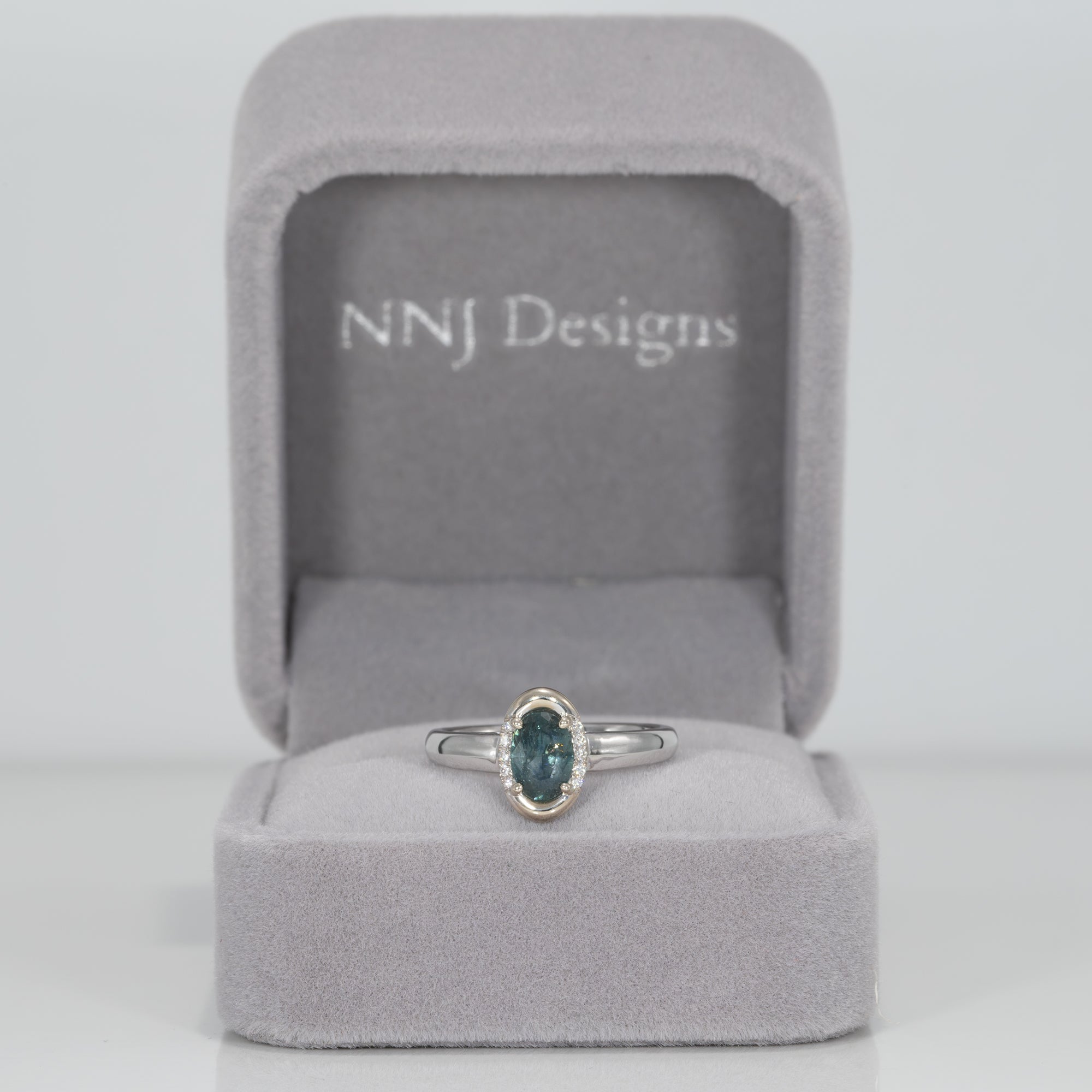 14K white gold montana sapphire ring