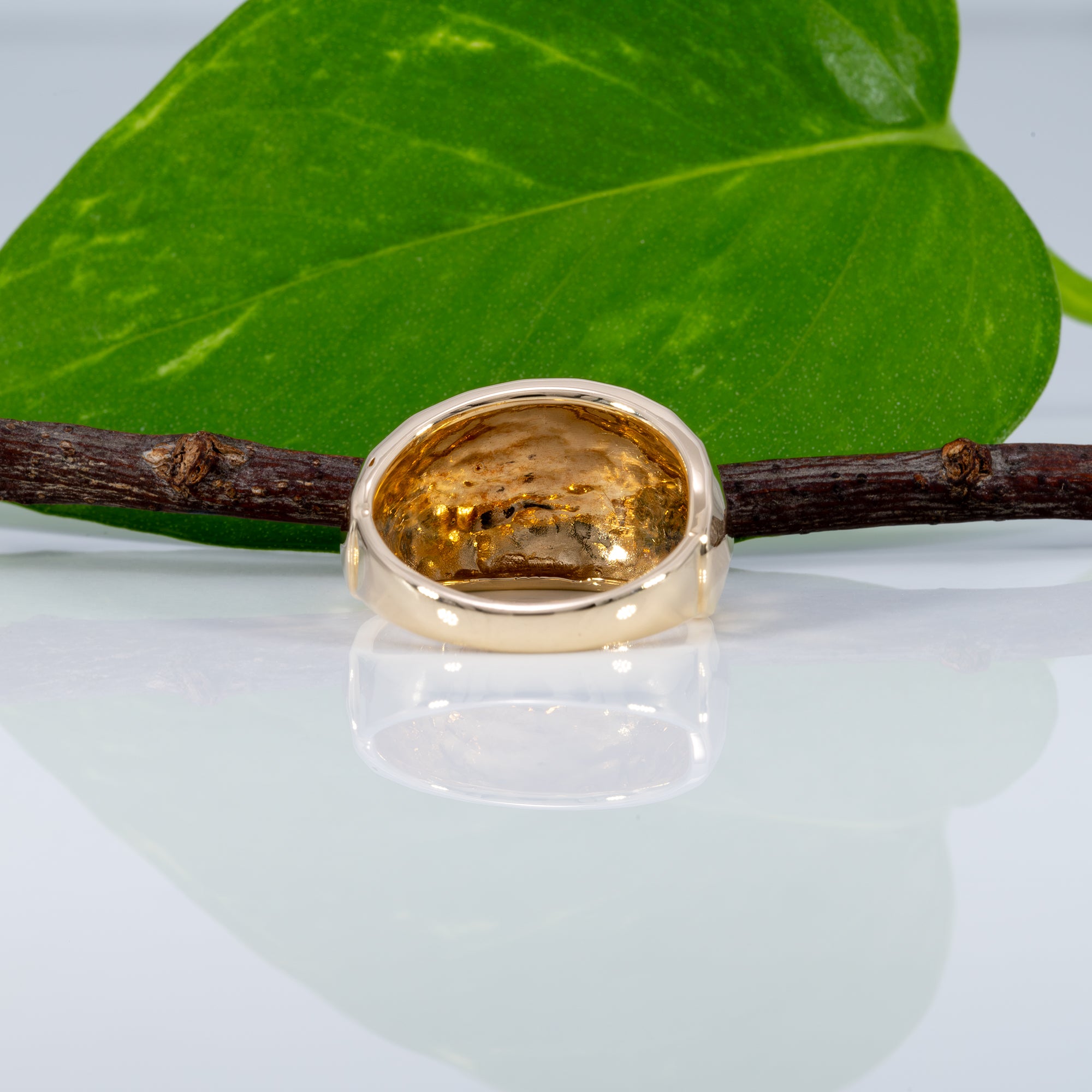 14K yellow gold wide comfort-fit estate band