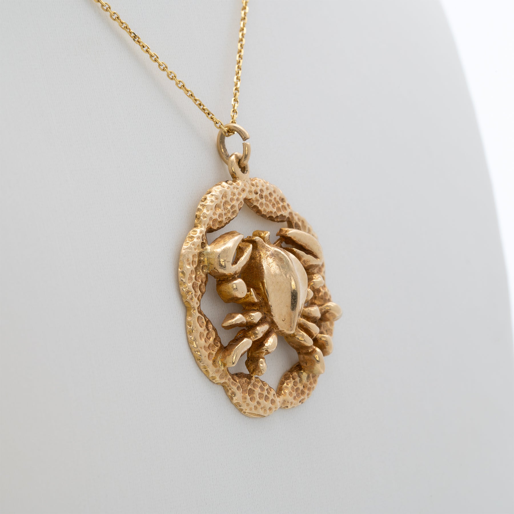 solid 14K yellow gold crab design estate pendant