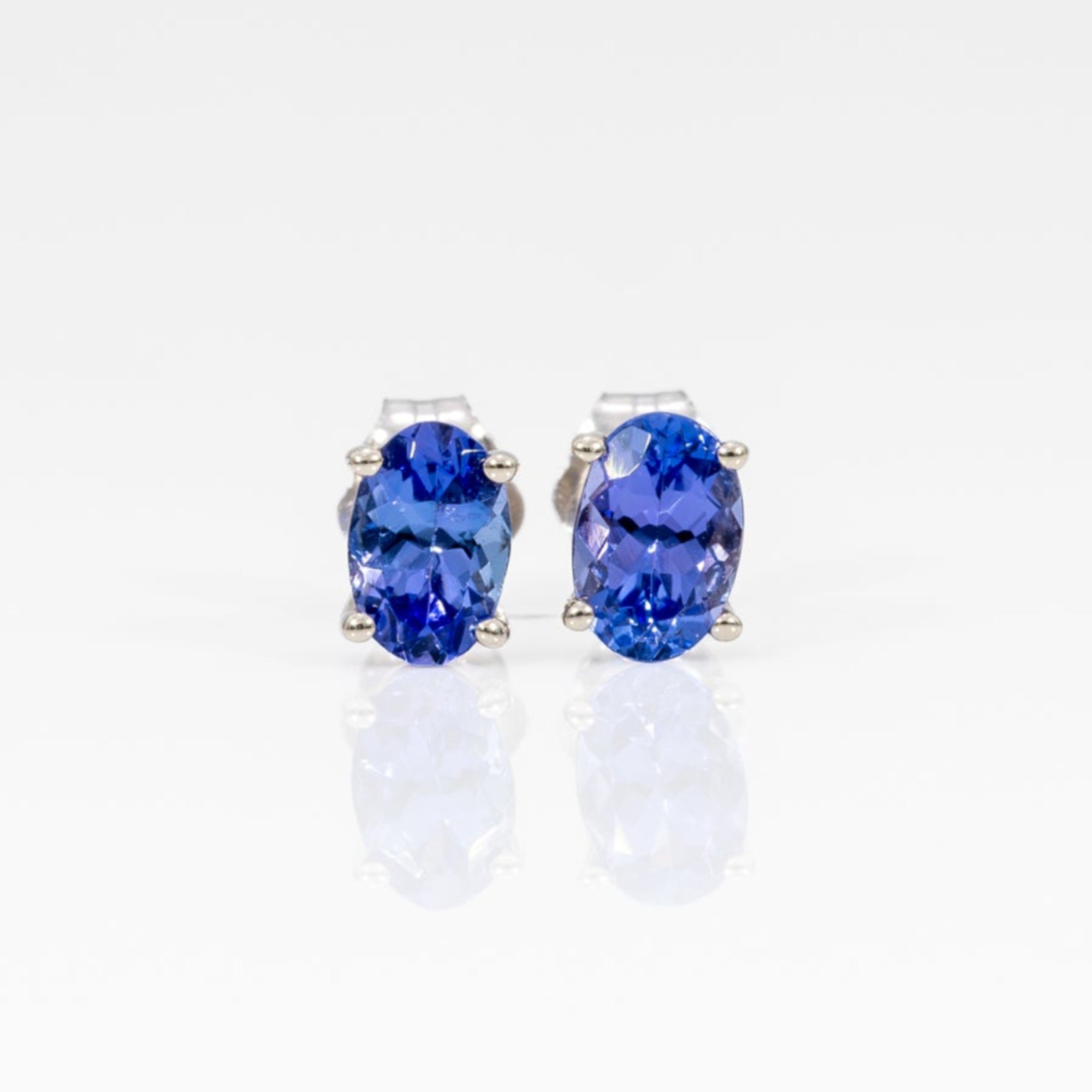 14K white gold tanzanite oval stud earrings