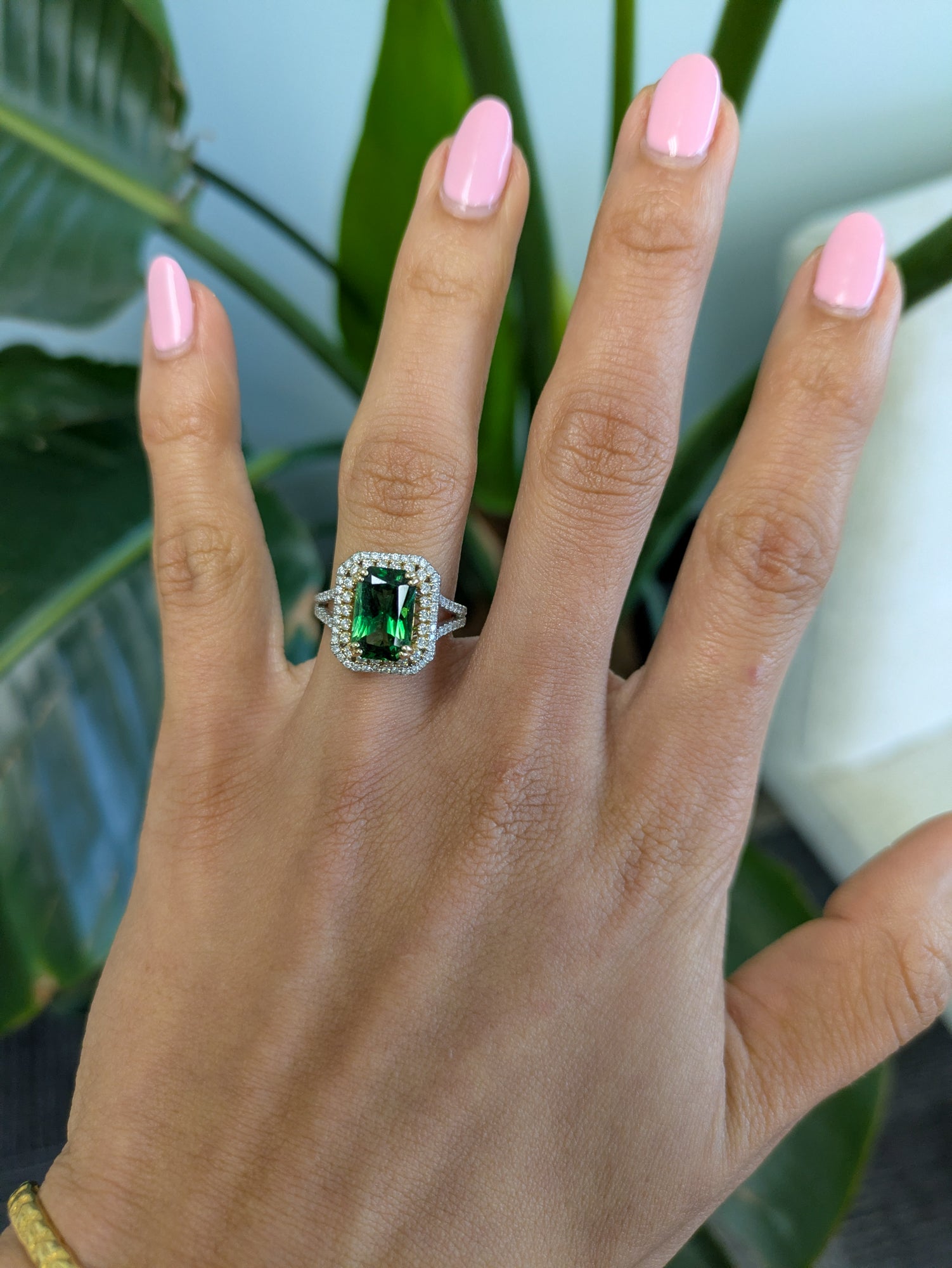 14K white & yellow gold chrome tourmaline ring