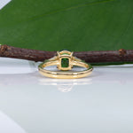 18K yellow gold tsavorite garnet ring