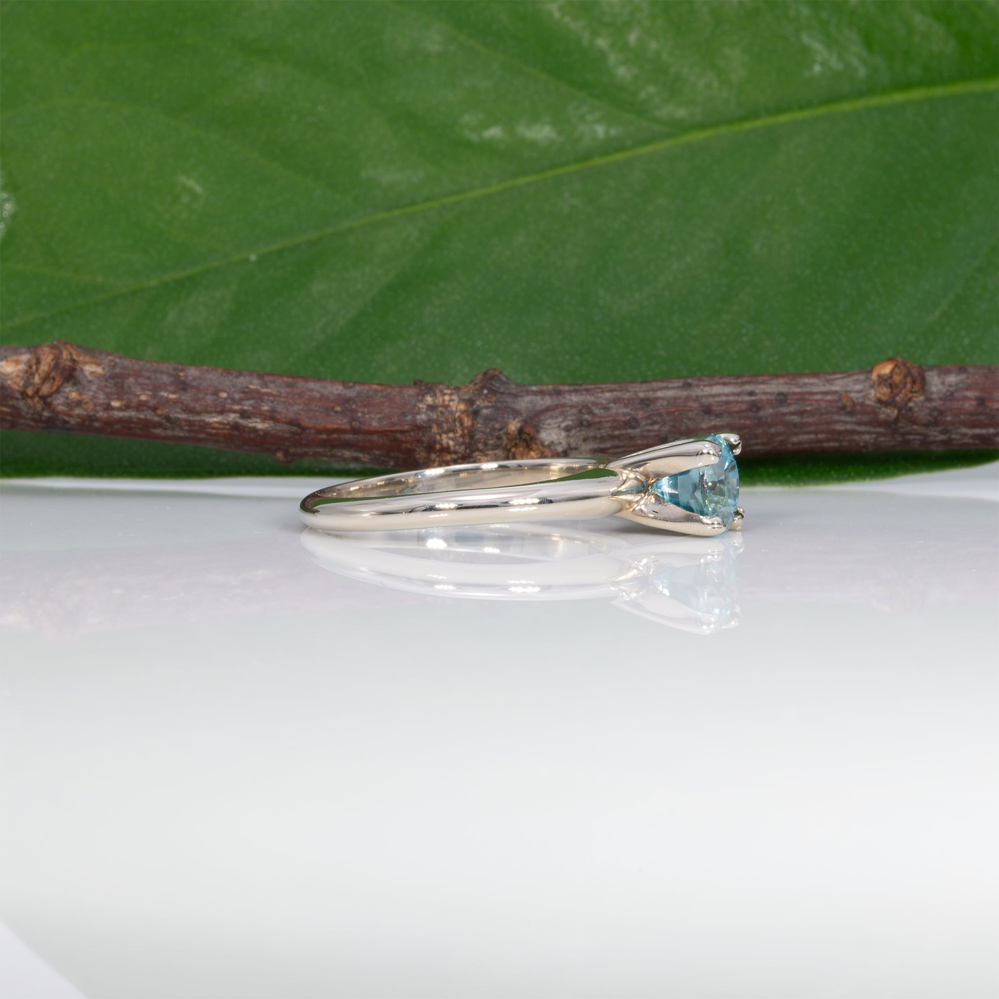 10K white gold blue zircon estate ring