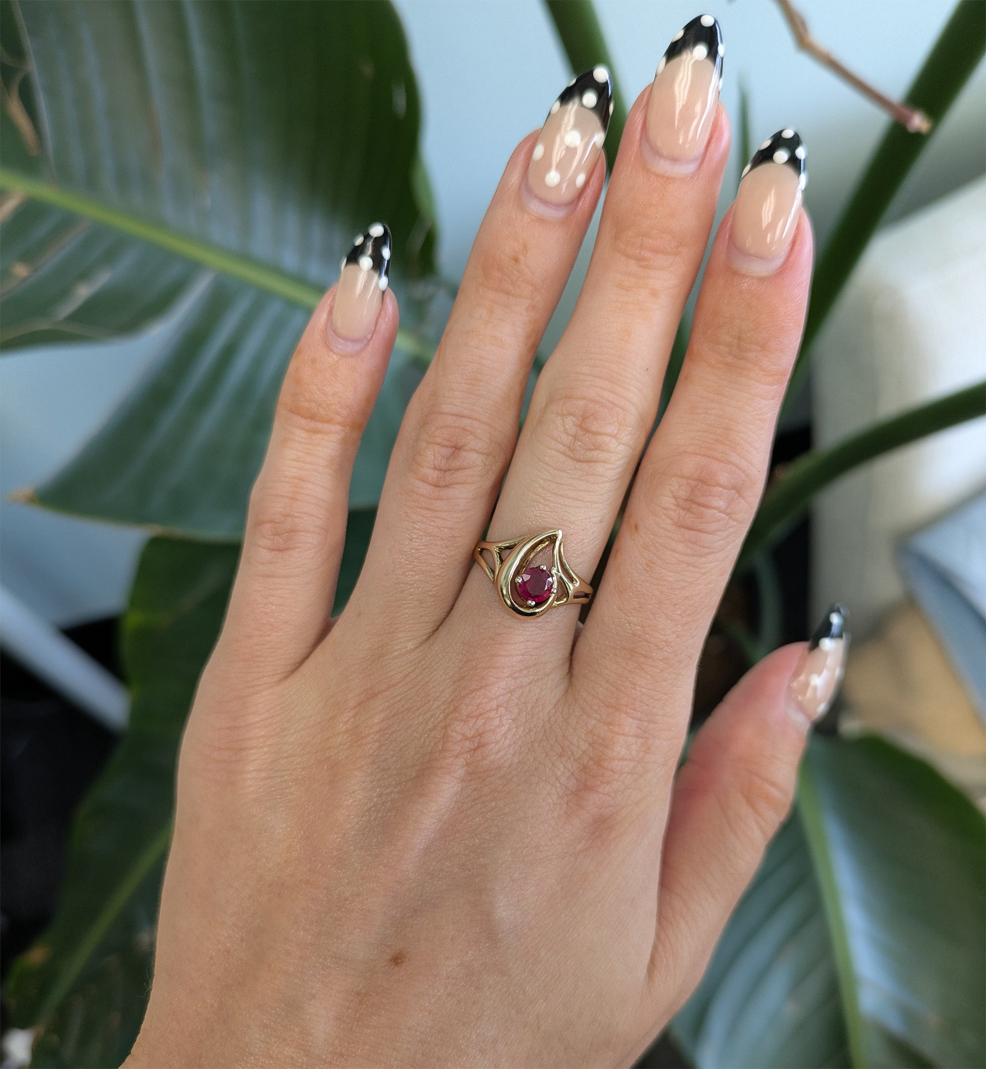 14K yellow gold Madagascar ruby estate ring