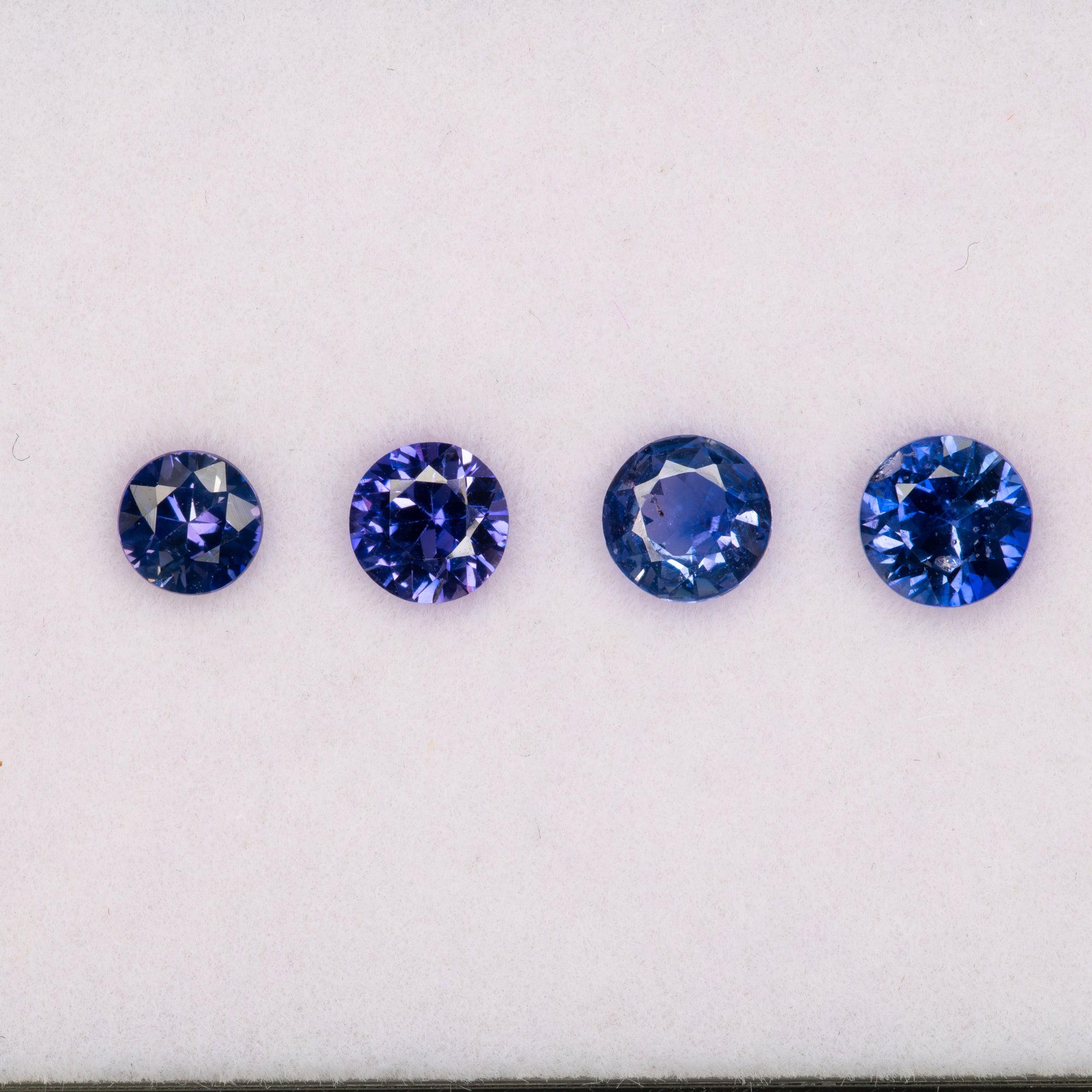 0.49 carat natural blue sapphire round 5mm loose gemstone – view 2