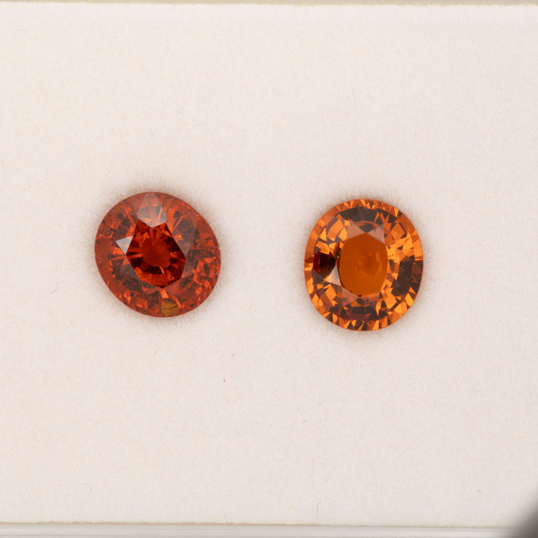 2.26ct Spessartite Garnet oval 9x8mm loose orange gemstone