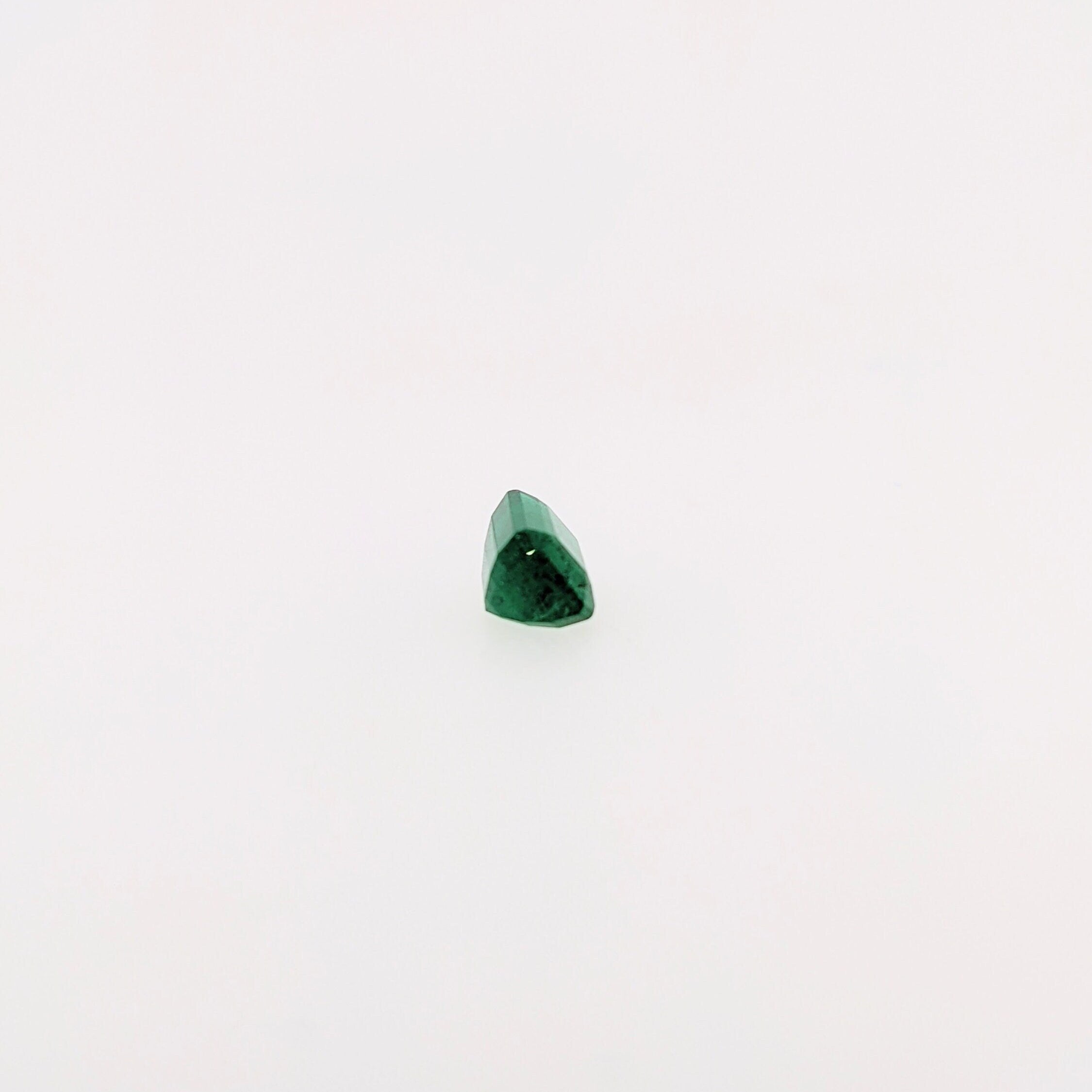 Gemstones-Zambian Emerald Loose Gemstones | Emerald Cut 6x4mm | May Birthstone | Natural Earth Mined | Green Center Stone | Semi Mount | Half Carat - NNJGemstones