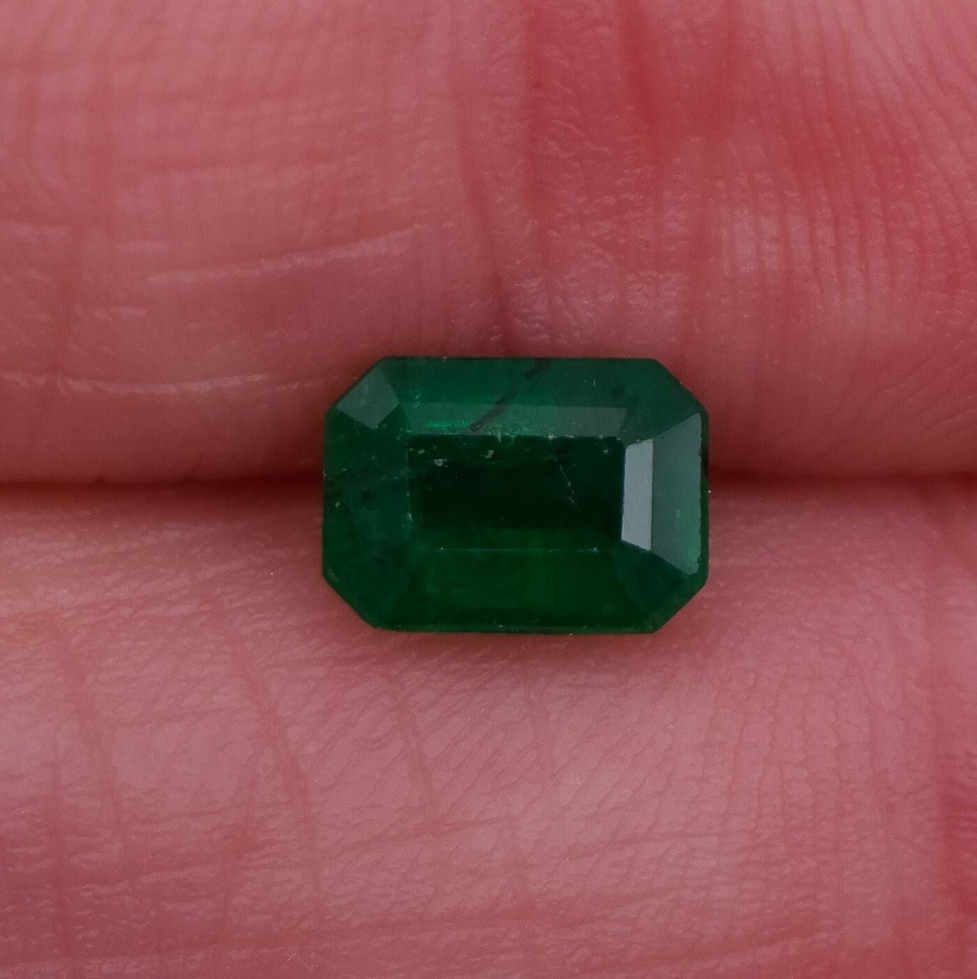 Gemstones-Zambian Emerald Loose Gems | Emerald Cut 7x5mm | May | AAA Natural Earth Mined | Green Center Stone | Semi Mount | One Carat | - NNJGemstones