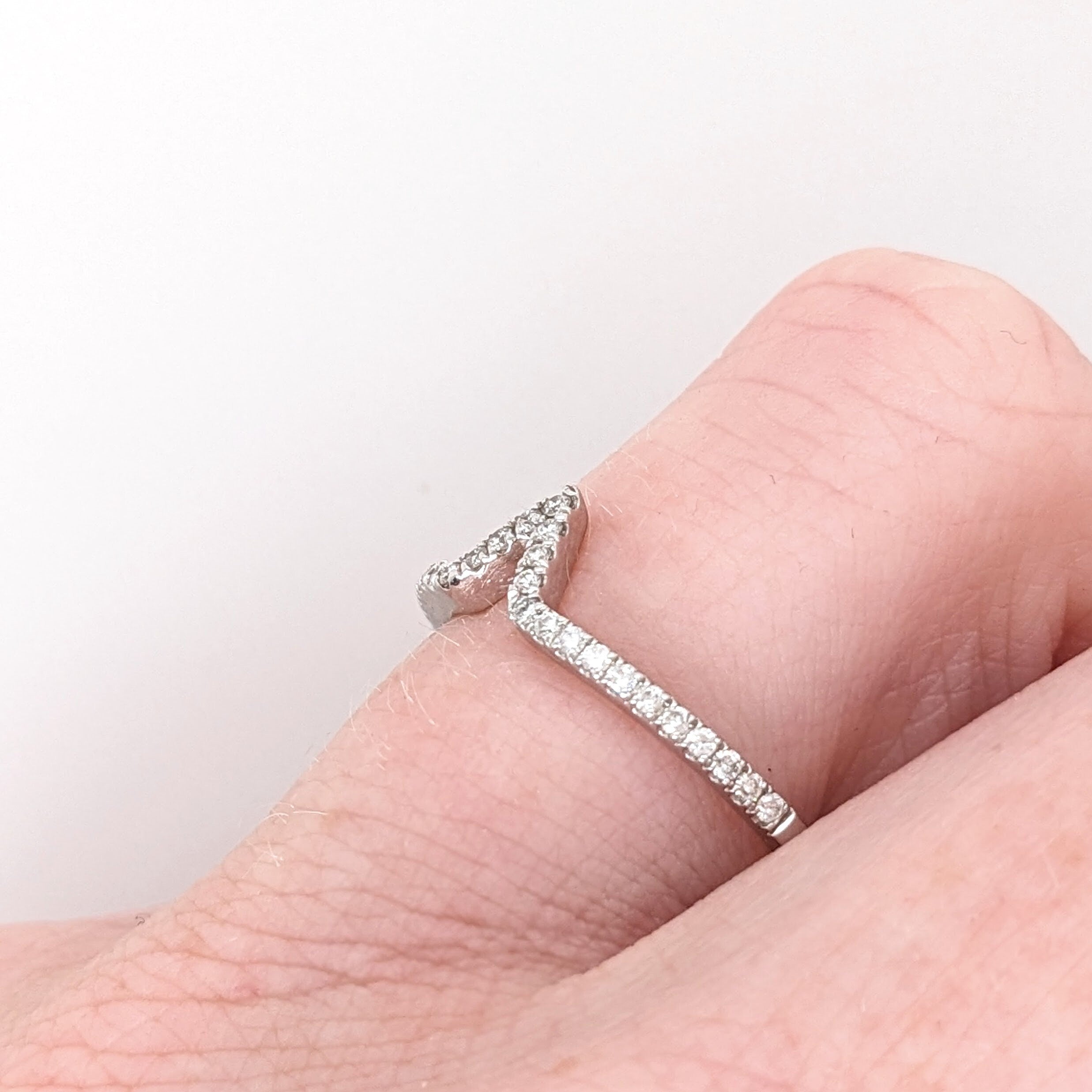 Stackable Rings-Simple Shadow Band w Natural Diamond Accents in Solid 14k White Gold || V-Shaped || Wedding Band || Stackable || Simplistic || - NNJGemstones