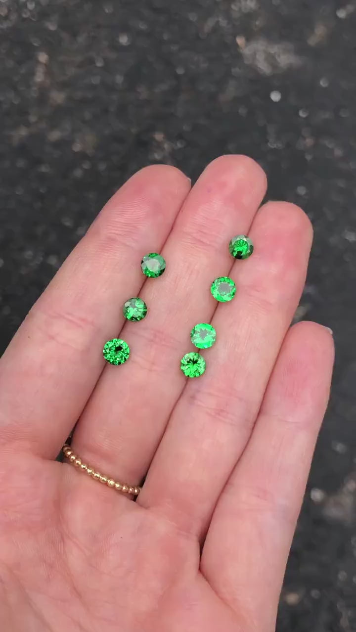 Natural and Untreated Green Tsavorite Garnet Loose Gemstones | Round 4mm 5mm | January Birthstone | Jewelry Center Stone | Pair | Semi Mount