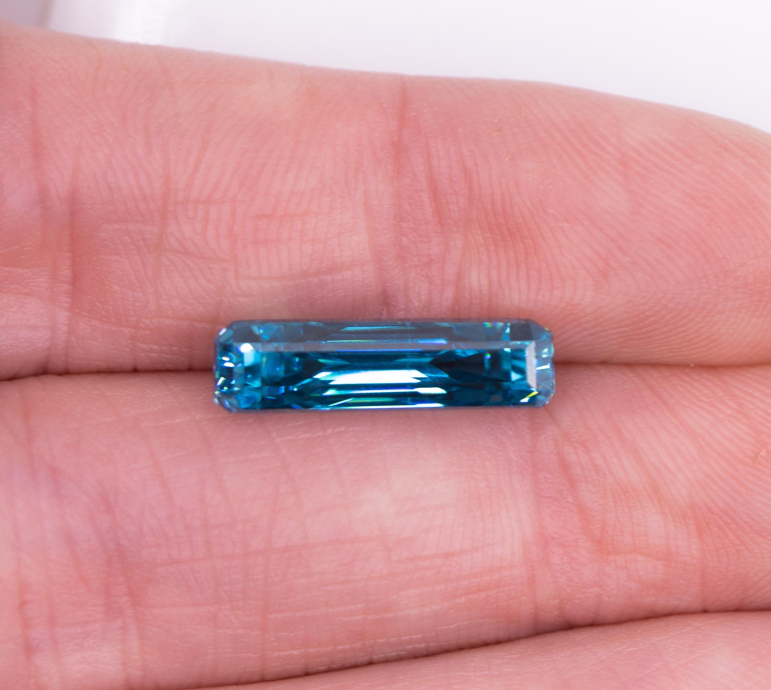 Elongated Vivid Blue Zircon Gemstone | EM 16.5x4.5mm