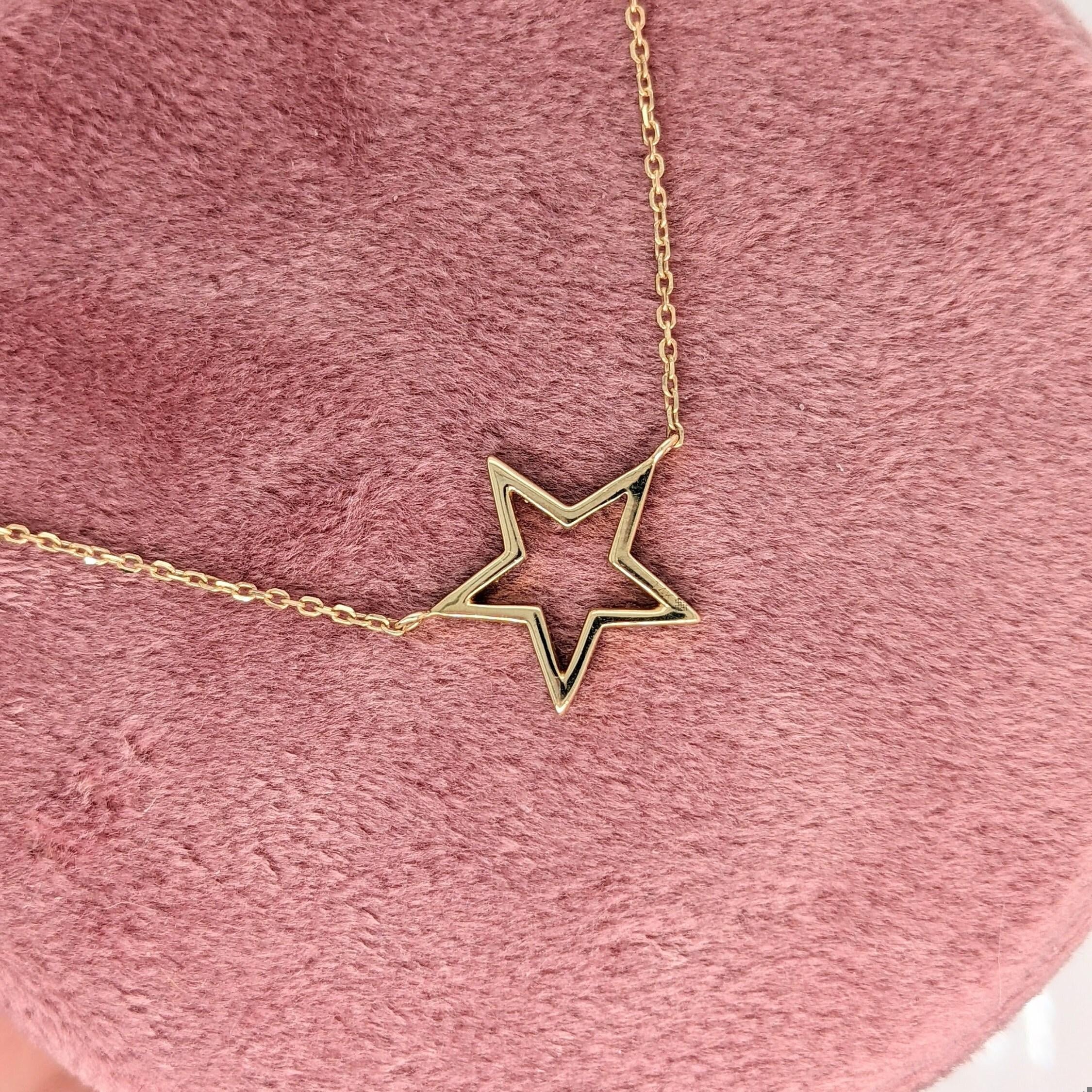 Pretty Star Necklace in Solid 14k Gold with Natural Diamond Accents