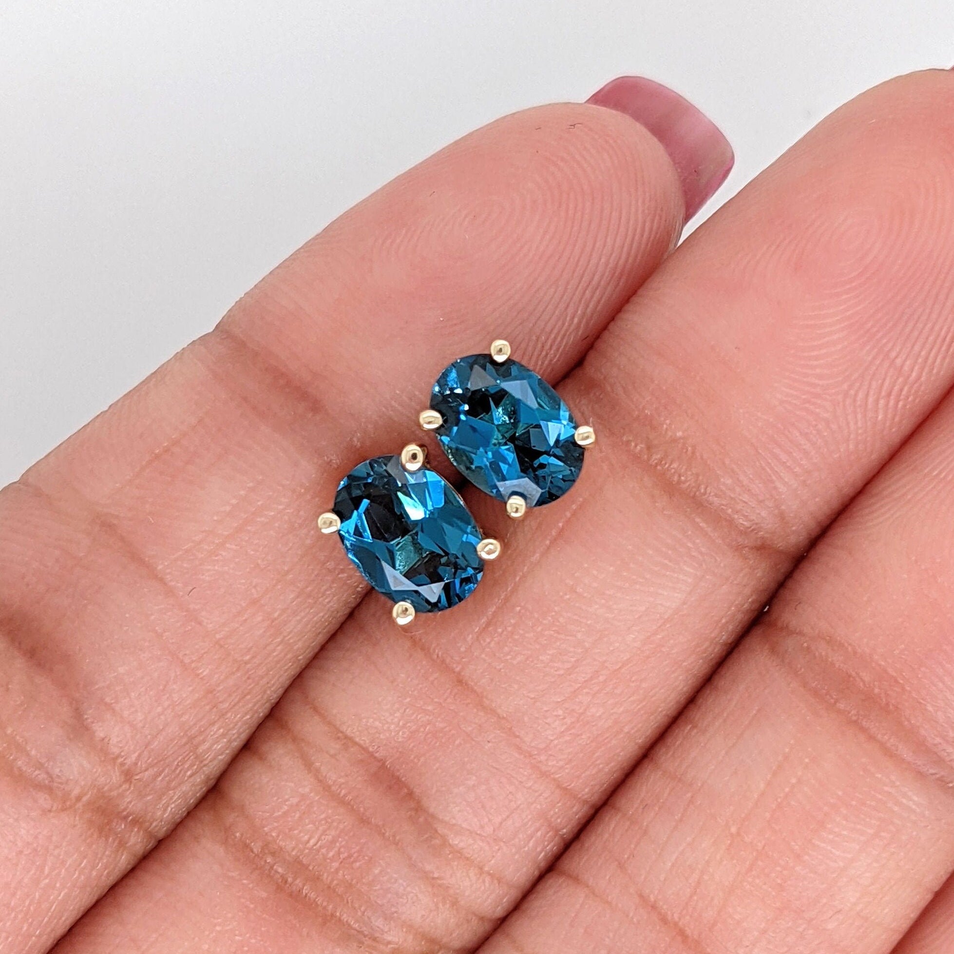 London Blue Topaz Oval Shape in 14K Solid White, Rose, and Yellow Gold/ Dainty and Minimalist Studs / 7x5 to 10x8mm/ 1cts to 6cts LBT Studs