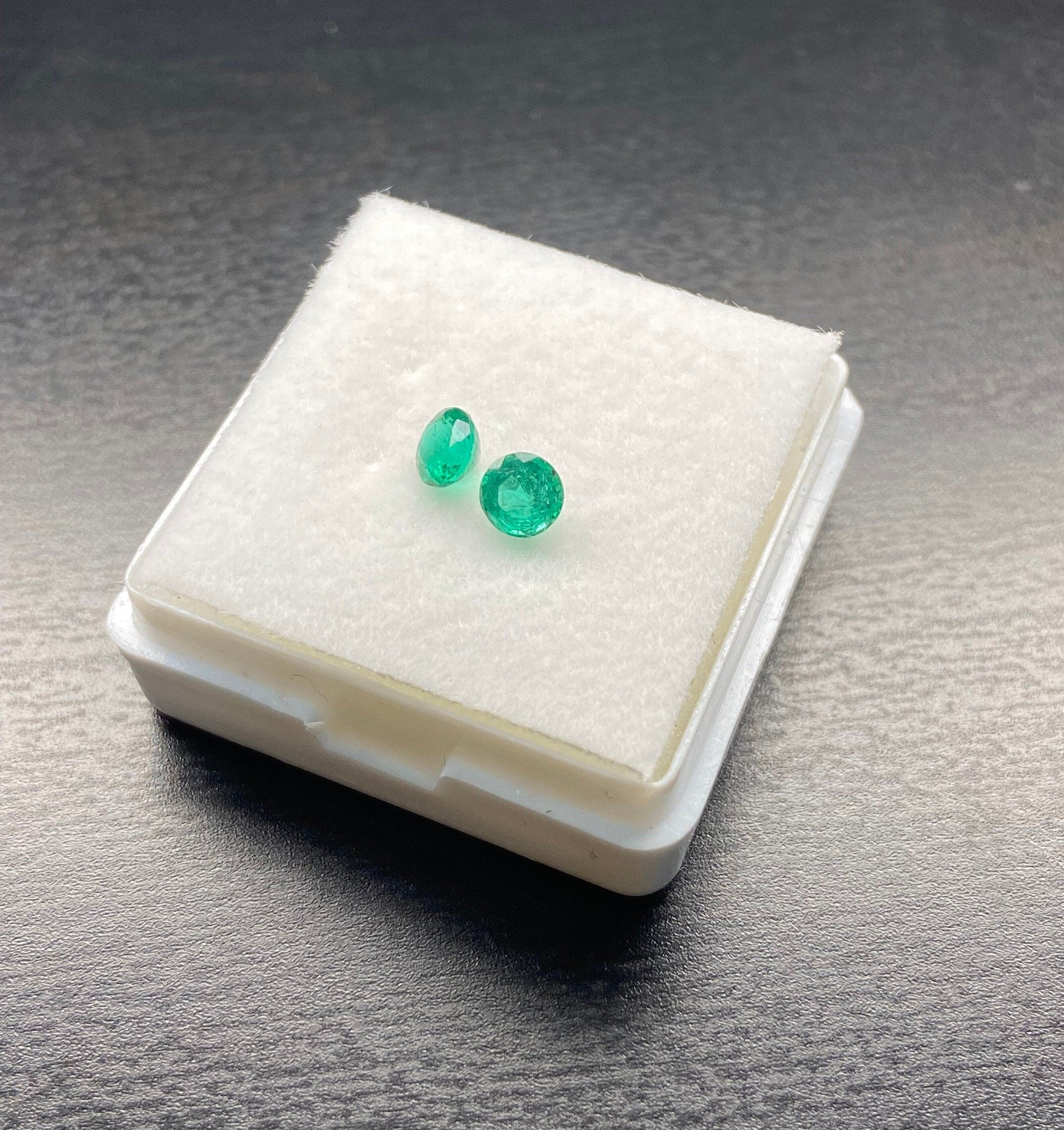 Gemstones-Zambian Emeralds || Round 4mm 5mm || May Birthstone || Certified Emerald || Loose Emerald Gemstone || All Natural Earth Mined - NNJGemstones