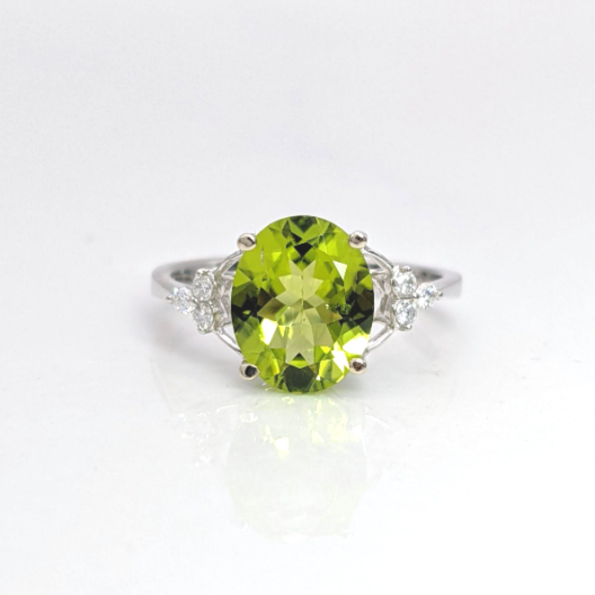 Gemstones-Certified Arizona Green Peridot Loose Gemstones | Oval Shape 5x3 7x5 8x6 9x7 10x8 11x9 | August Birthstone | Jewelry Center Stone Setting - NNJGemstones