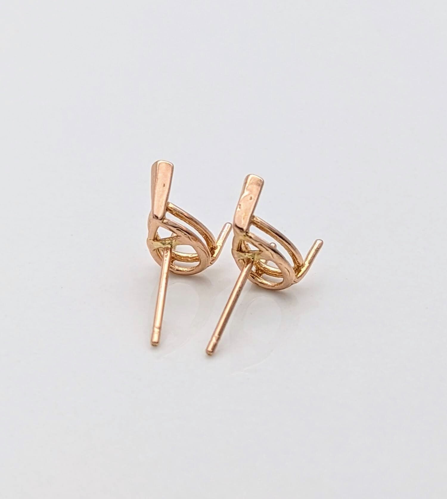 Pear Shape Tear Drop Earring Settings for Studs in Solid 14k Gold Mounting | 6x4mm 7x5mm 8x6mm | Screw backs Push Backs | Findings | 3 Prong