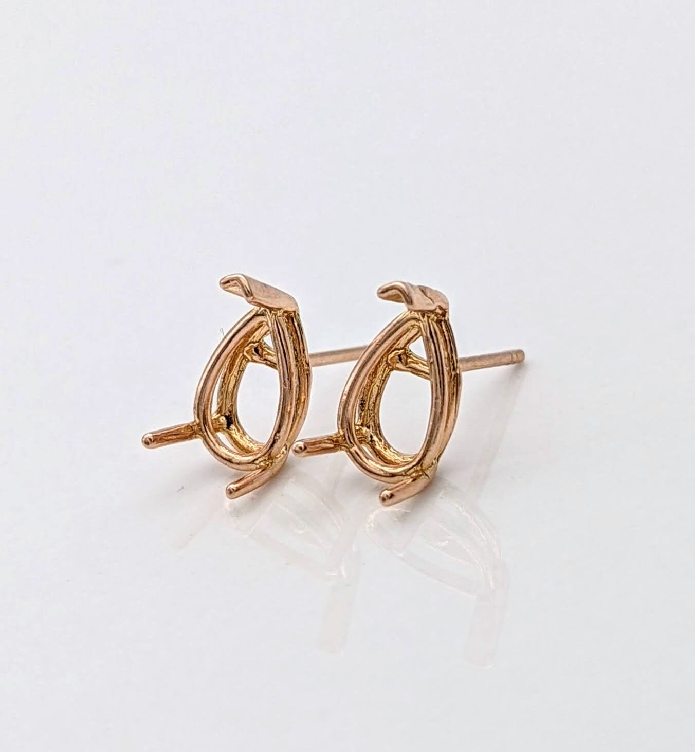 Pear Shape Tear Drop Earring Settings for Studs in Solid 14k Gold Mounting | 6x4mm 7x5mm 8x6mm | Screw backs Push Backs | Findings | 3 Prong