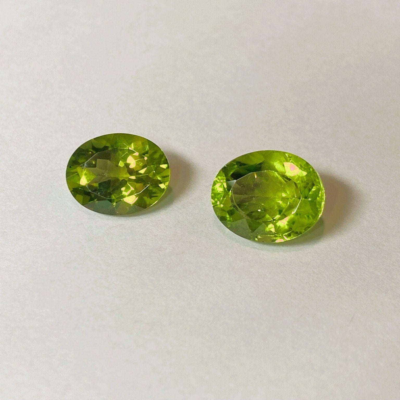 Gemstones-Certified Arizona Green Peridot Loose Gemstones | Oval Shape 5x3 7x5 8x6 9x7 10x8 11x9 | August Birthstone | Jewelry Center Stone Setting - NNJGemstones