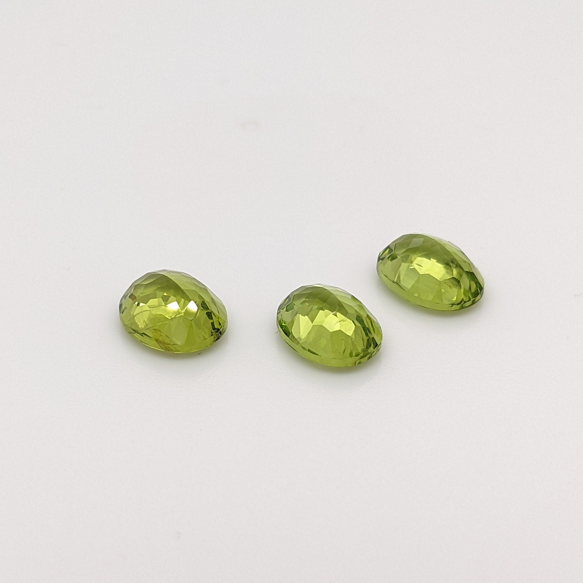Gemstones-Certified Arizona Green Peridot Loose Gemstones | Oval Shape 5x3 7x5 8x6 9x7 10x8 11x9 | August Birthstone | Jewelry Center Stone Setting - NNJGemstones