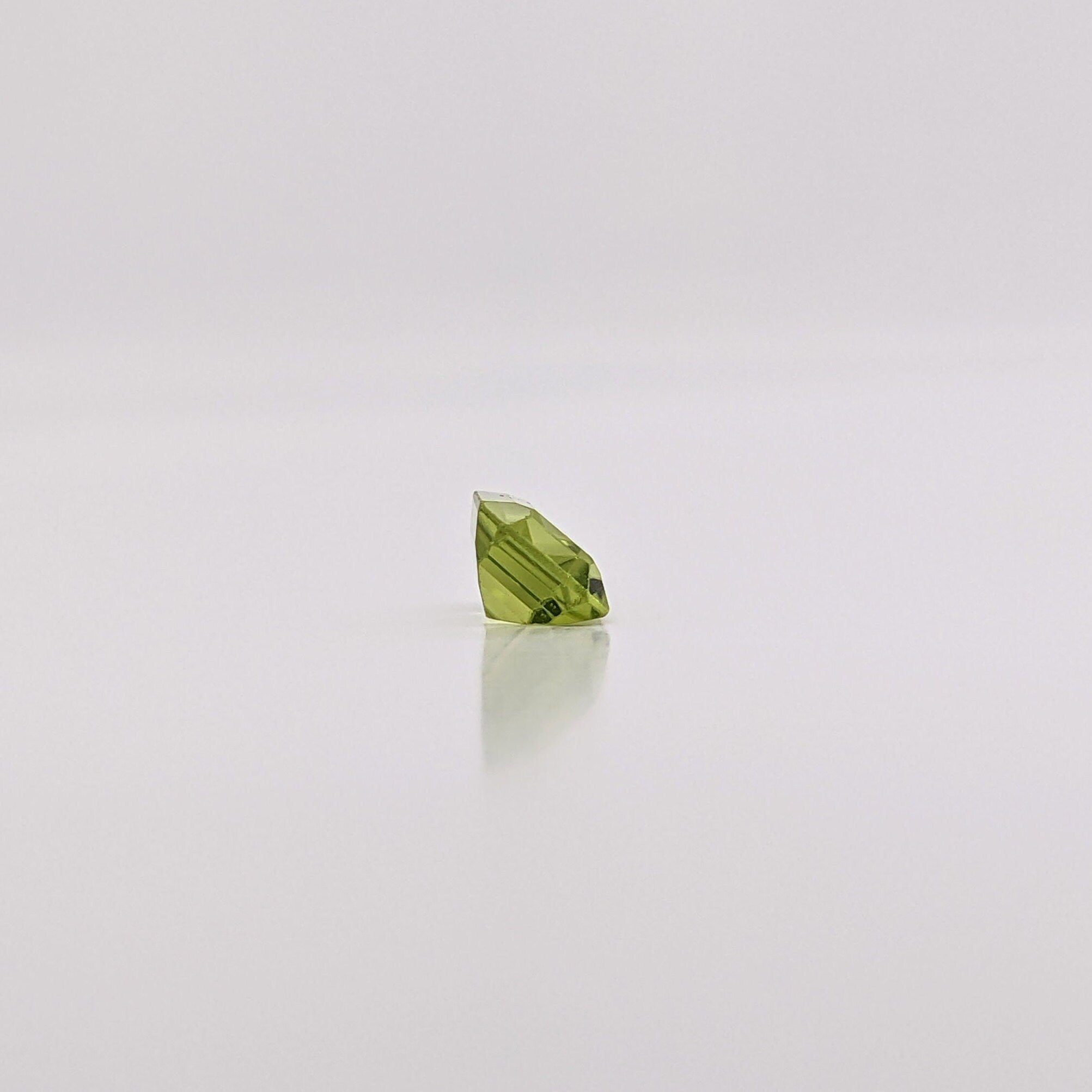 Natural Arizonian Peridot | Emerald Shape | 7x5mm | Gemstone | August Birthstone |Jewelry Center Stone | Certified