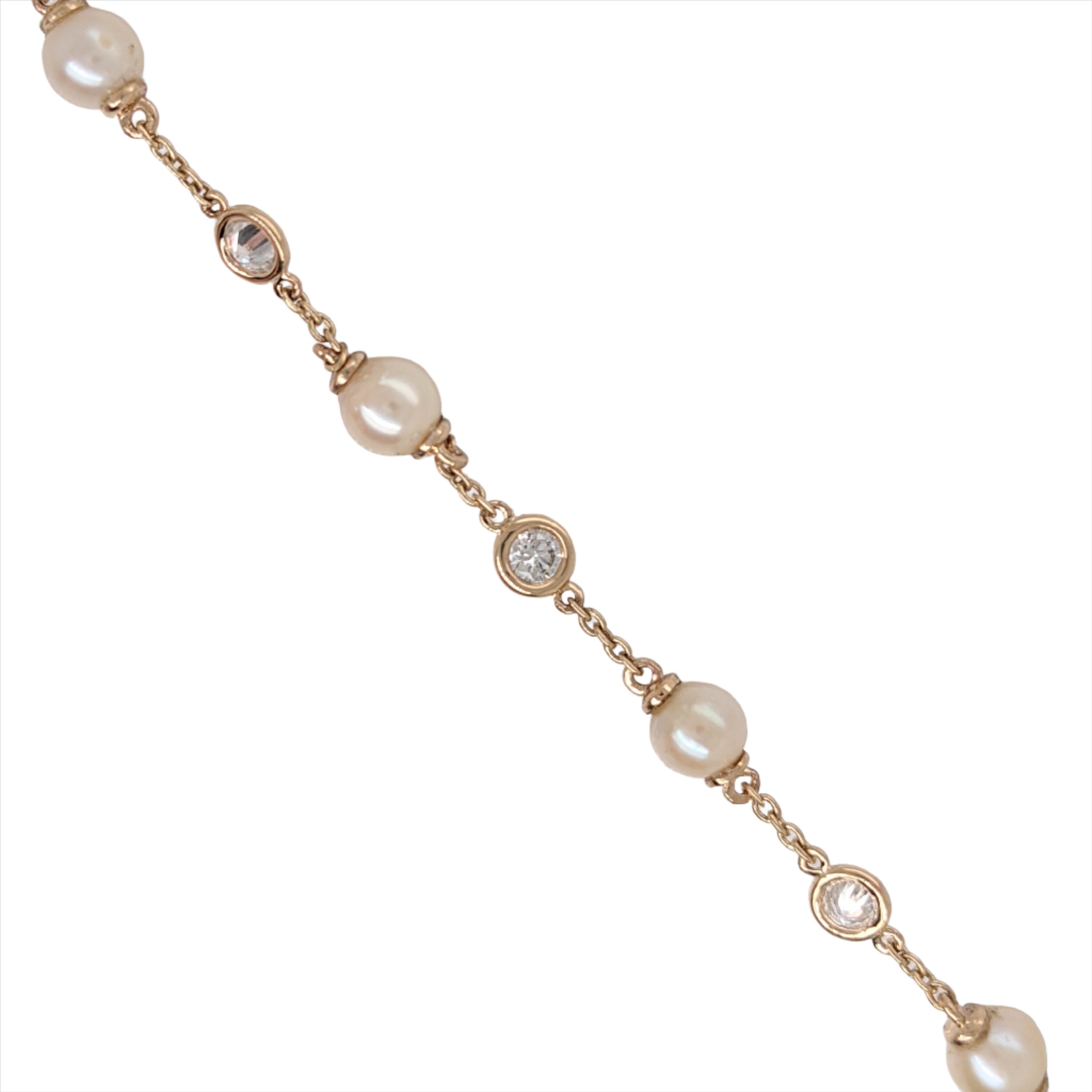 Delicate Natural Pearl and Diamond Bracelet | 14k Gold | Bezel Diamond | Gold Chain Bracelet | Cute and Elegant | Daily Wear | Customizable