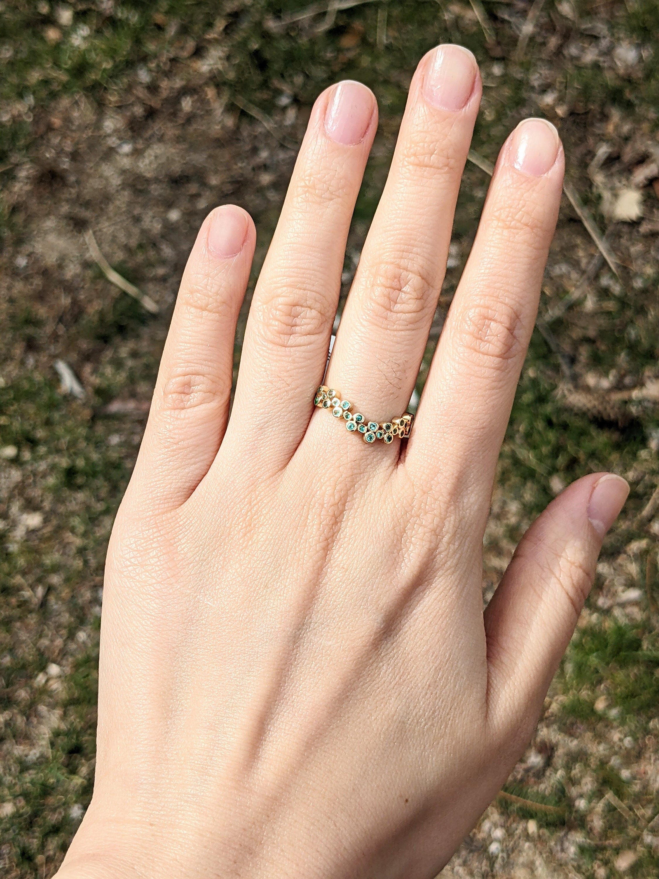 Contour 14k Solid Gold Band w Bezel Emerald Accents | Green Gemstone Ring | Stackable Ring | May Birthstone | Customizable