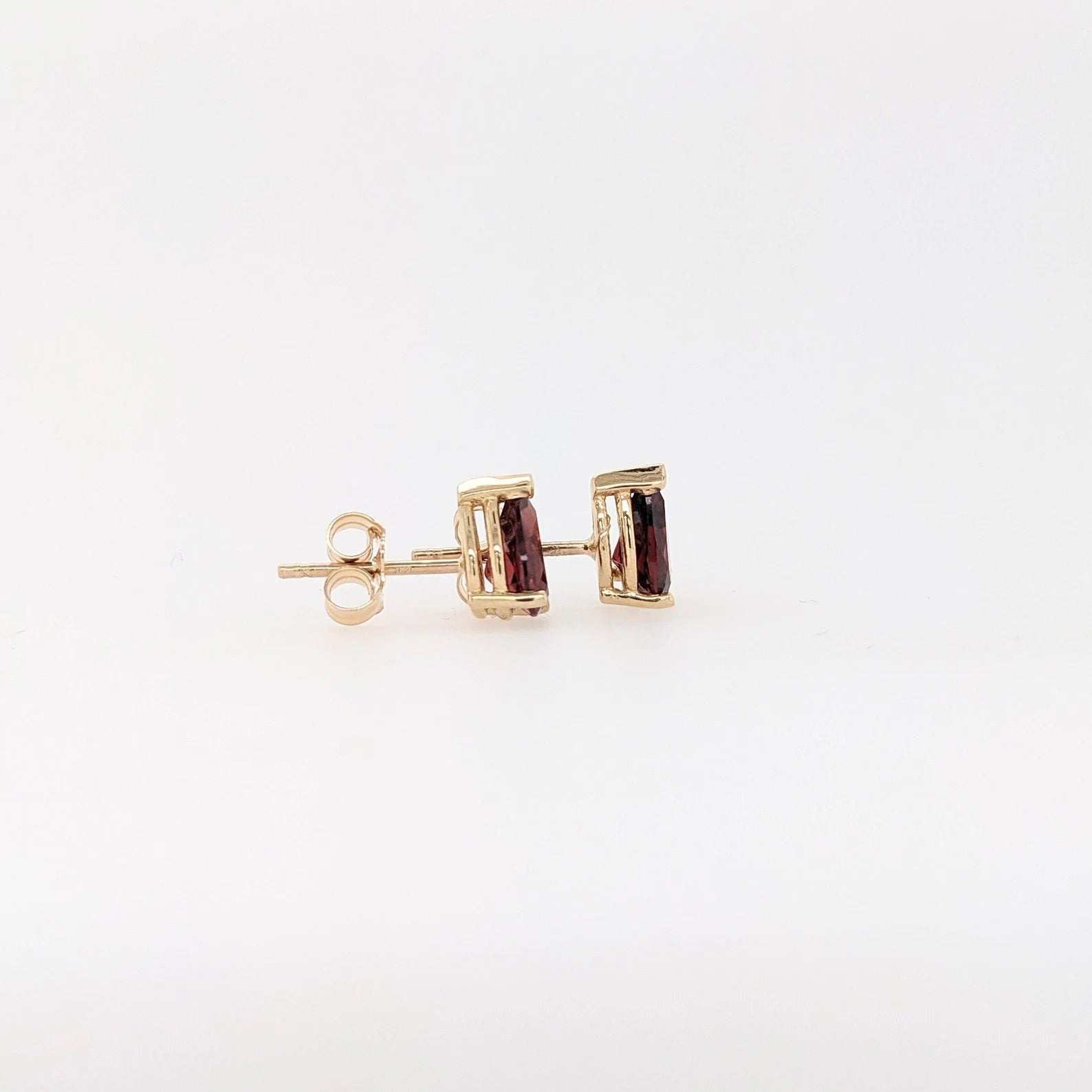 Pear Shape Tear Drop Earring Settings for Studs in Solid 14k Gold Mounting | 6x4mm 7x5mm 8x6mm | Screw backs Push Backs | Findings | 3 Prong