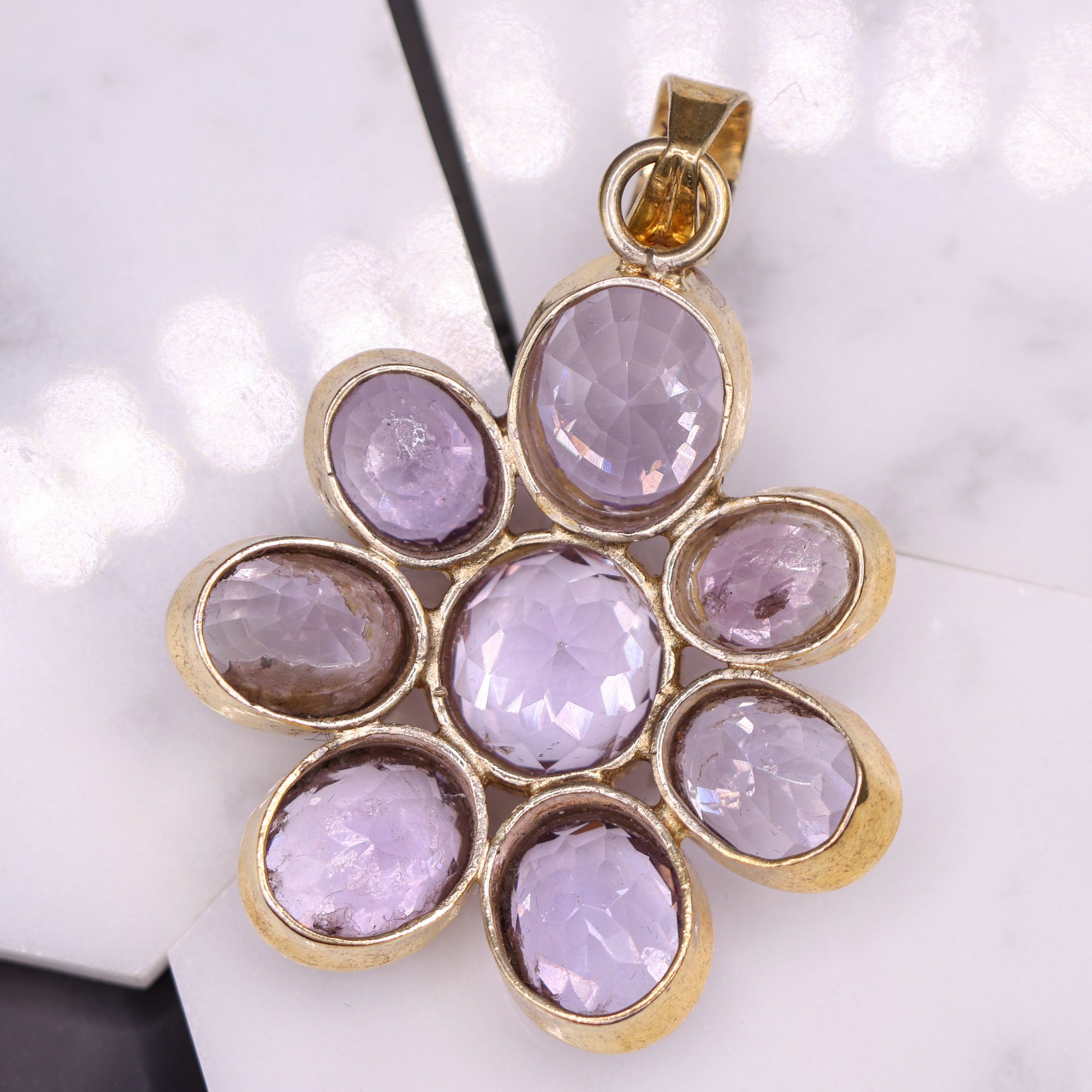 Pendants-Pretty Amethyst Flower Pendant in Solid Vermeil || Oval 15mm || Previously Loved || Purple Gemstone || February Birthstone || - NNJGemstones